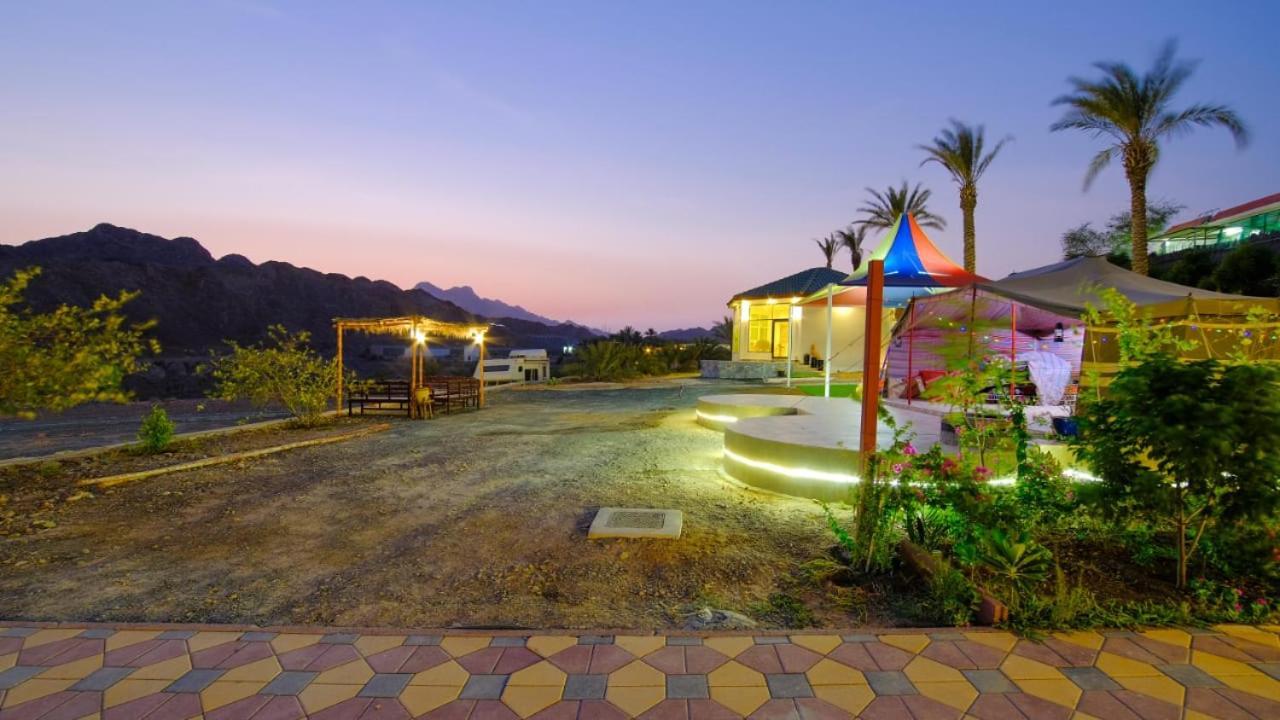 フジャイラ Mountain House Bed & Breakfast エクステリア 写真